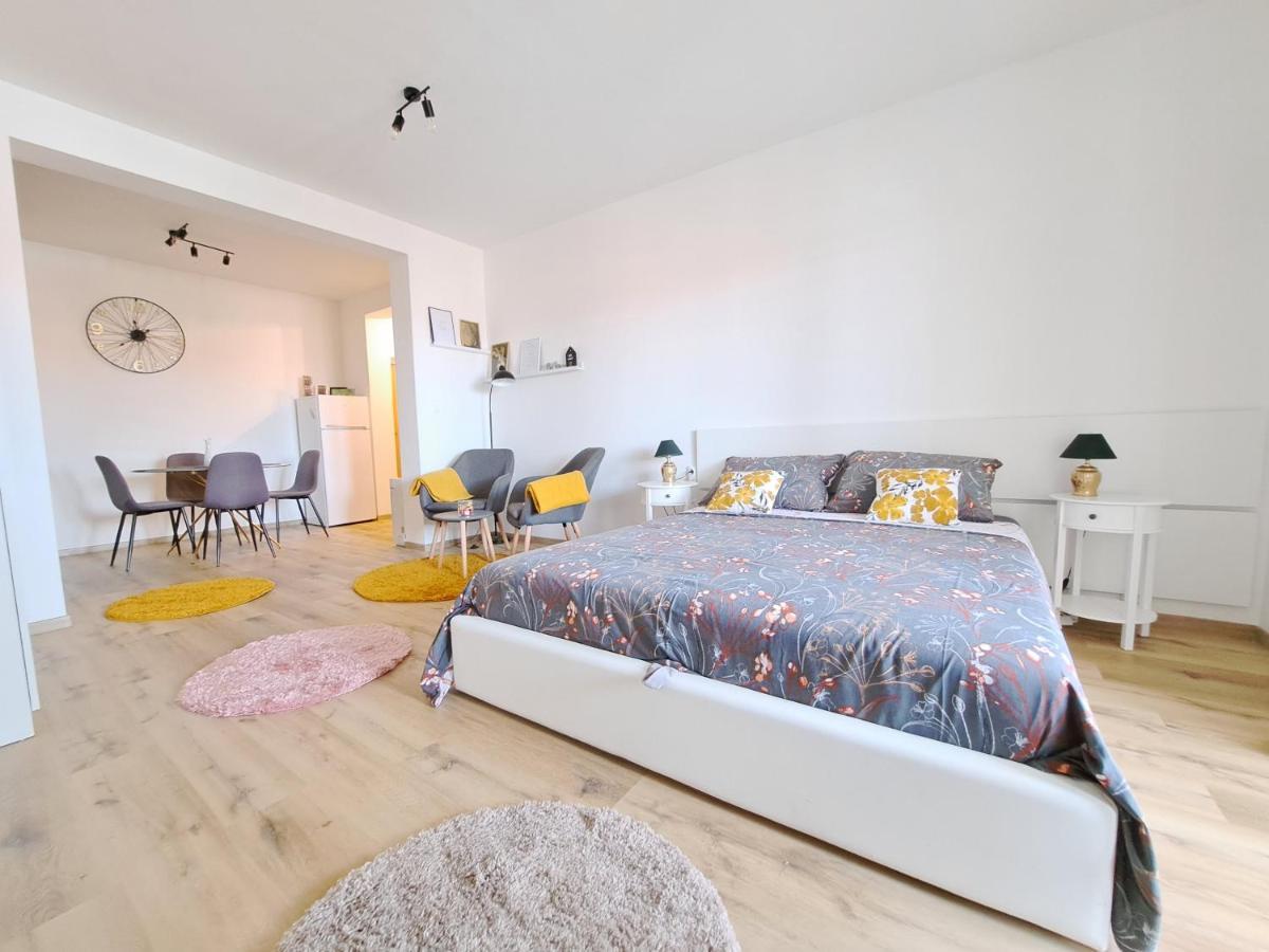 Apartman Karmen Vodice Exterior foto