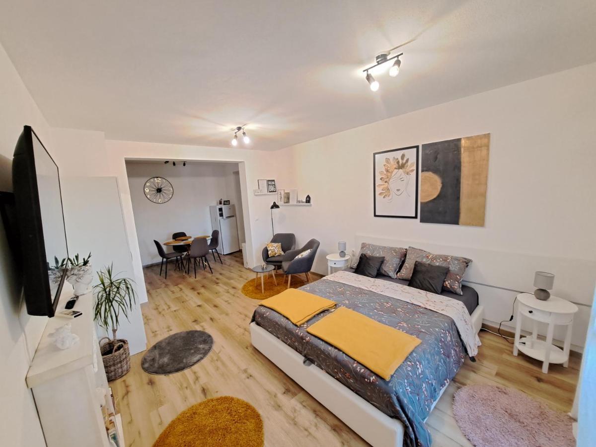 Apartman Karmen Vodice Exterior foto